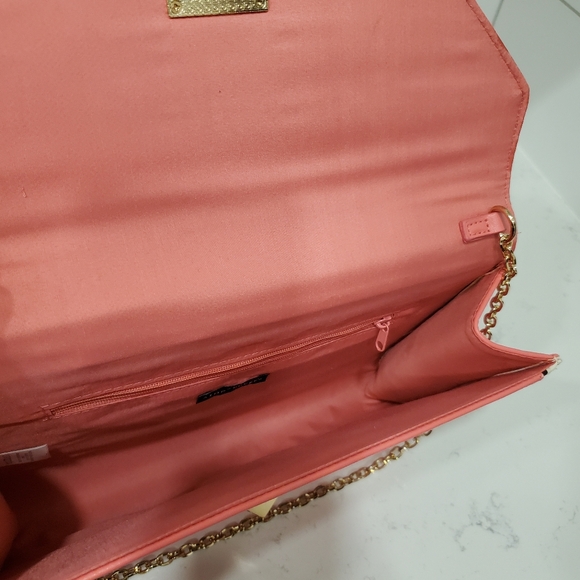 NWOT - Pink and cream clutch/shoulder bag - Picture 7 of 11